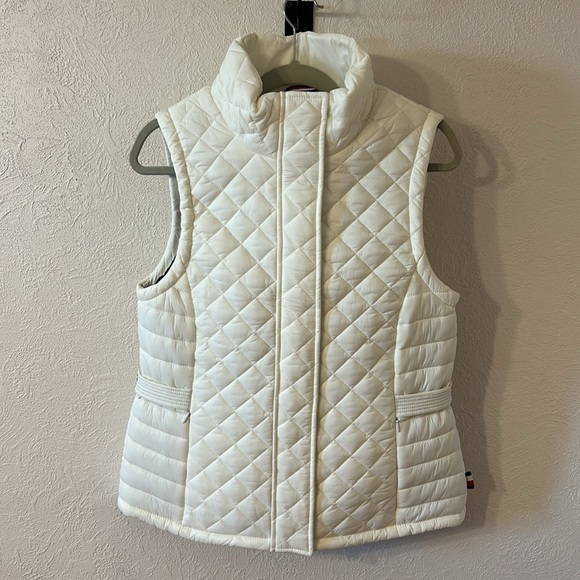 Tommy Hilfiger Women’s Quilted Vest - Picture 3 of 11